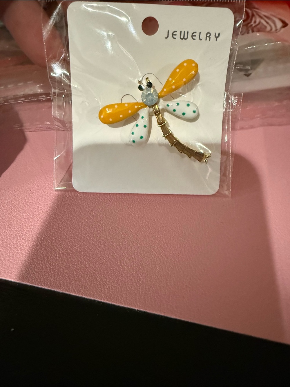 Dragonfly Brooch - Yellow & White  or Green and white Polka Dot - Picture 4 of 7